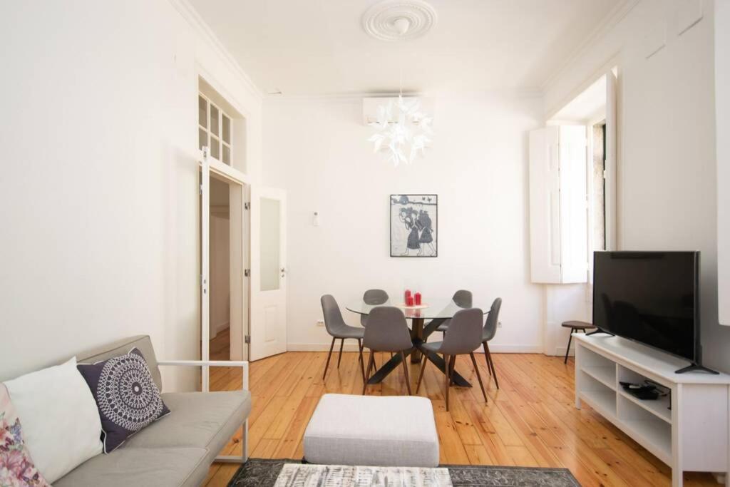 Cosy Baixa Apartment2 Lisbon Bagian luar foto